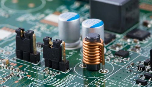 弱电与强电的区别及其在信息服务业务中的作用